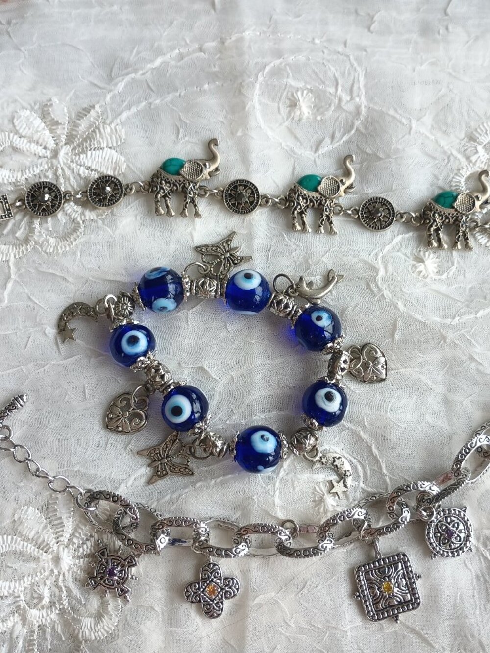 Vintage Mixed Lot of 3 Charm Bracelets Multicolor Evil Eye - Picture 3 of 8